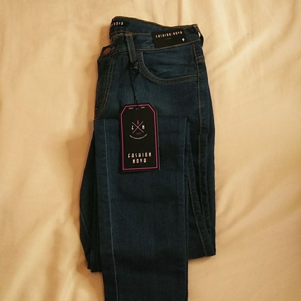 fashion Nova jeans👖